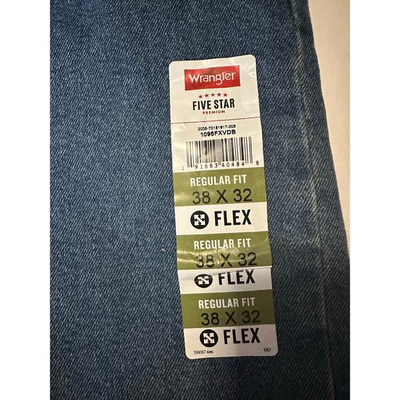 Wrangler Mens Jeans Five Star Regular Fit Flex Size 38x32 Medium Wash Denim - Picture 2 of 5